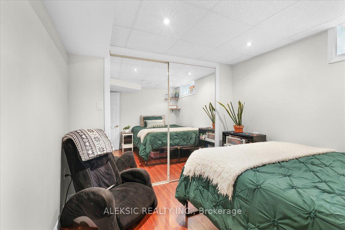 Photo 34 of 62 Greencedar Drive, Hamilton, Gurnett — HOMEH