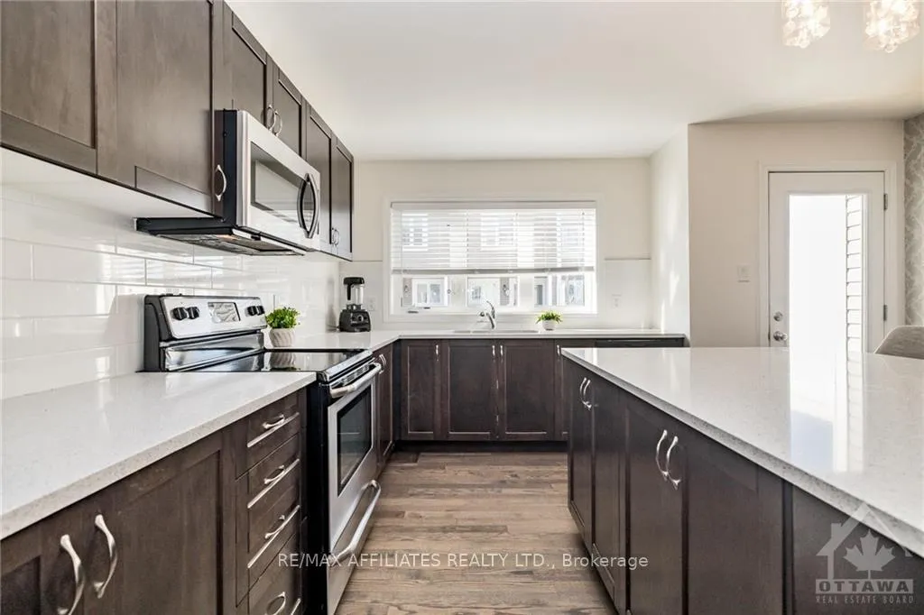 Photo 8 of Unit B, 750 Maloja Way, Ottawa, Stittsville (North) — HOMEH