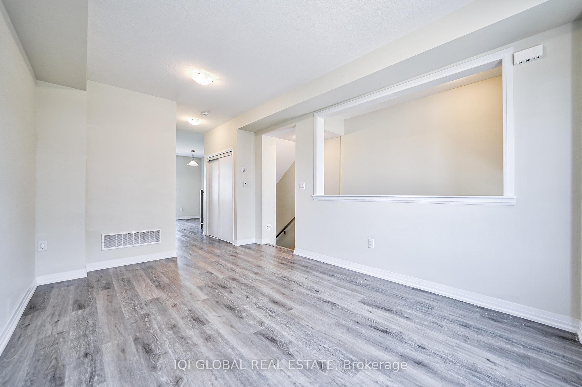 Photo 9 of Unit 18, 185 Bedrock Drive, Hamilton, Stoney Creek Mountain — HOMEH