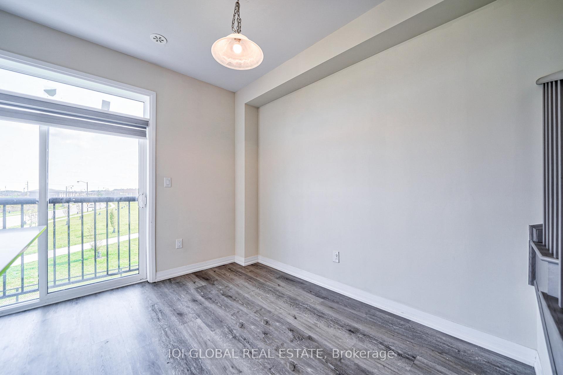 Photo 11 of Unit 18, 185 Bedrock Drive, Hamilton, Stoney Creek Mountain — HOMEH
