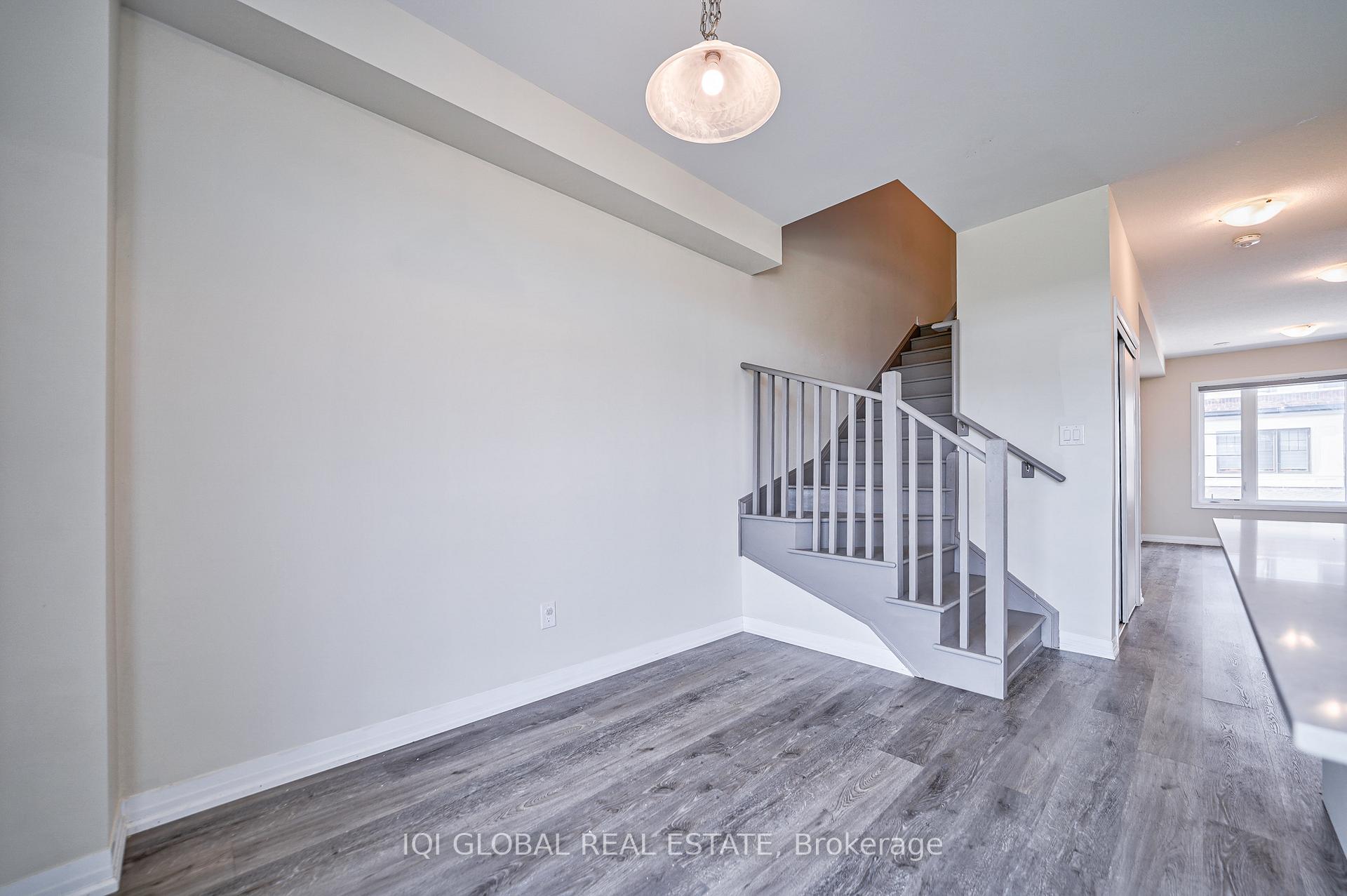 Photo 12 of Unit 18, 185 Bedrock Drive, Hamilton, Stoney Creek Mountain — HOMEH