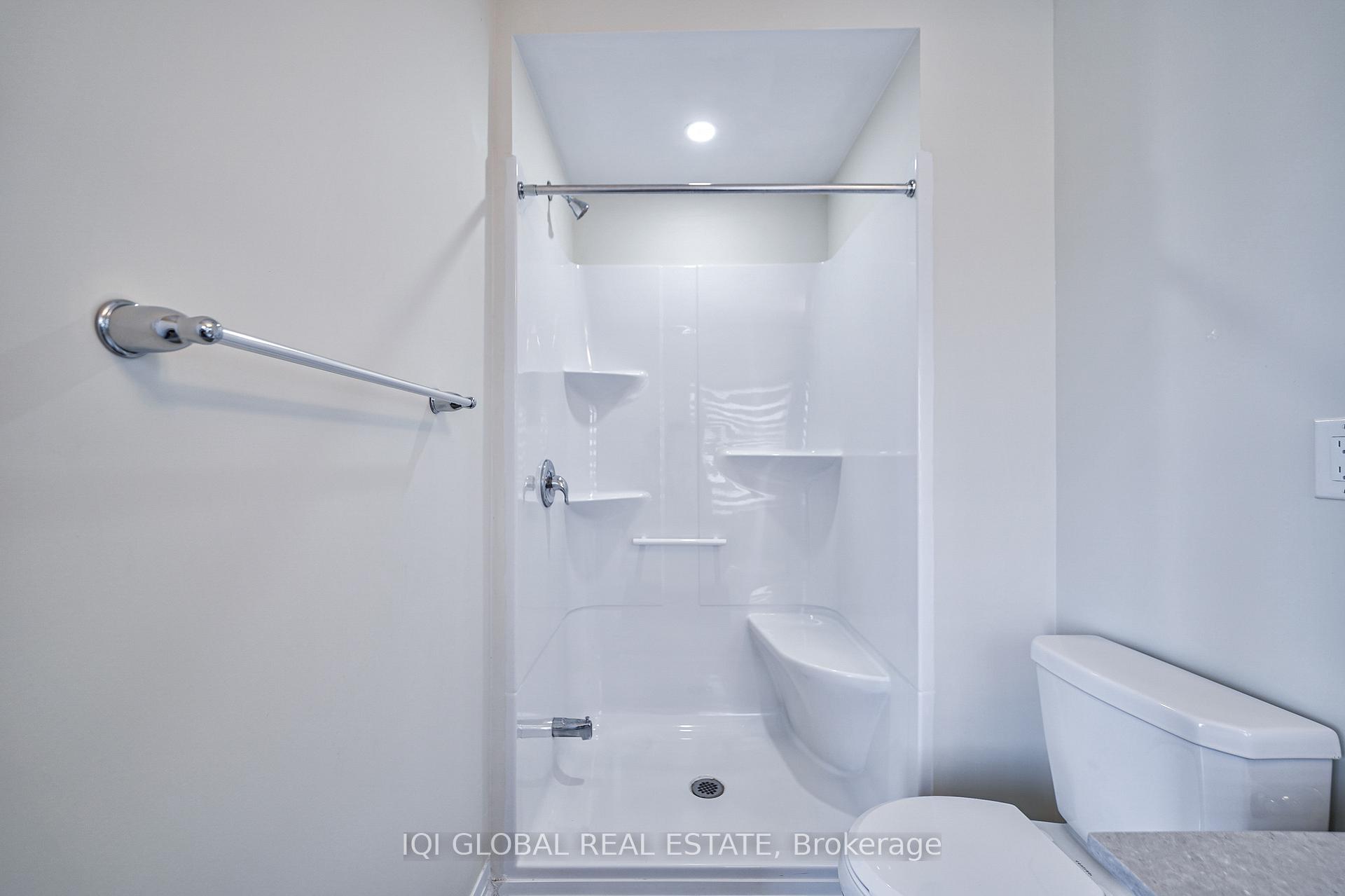 Photo 25 of Unit 18, 185 Bedrock Drive, Hamilton, Stoney Creek Mountain — HOMEH
