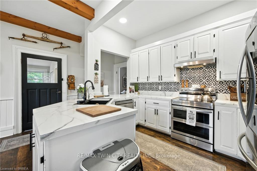 Photo 12 of 194 Bethel Road, Brant, Paris — HOMEH