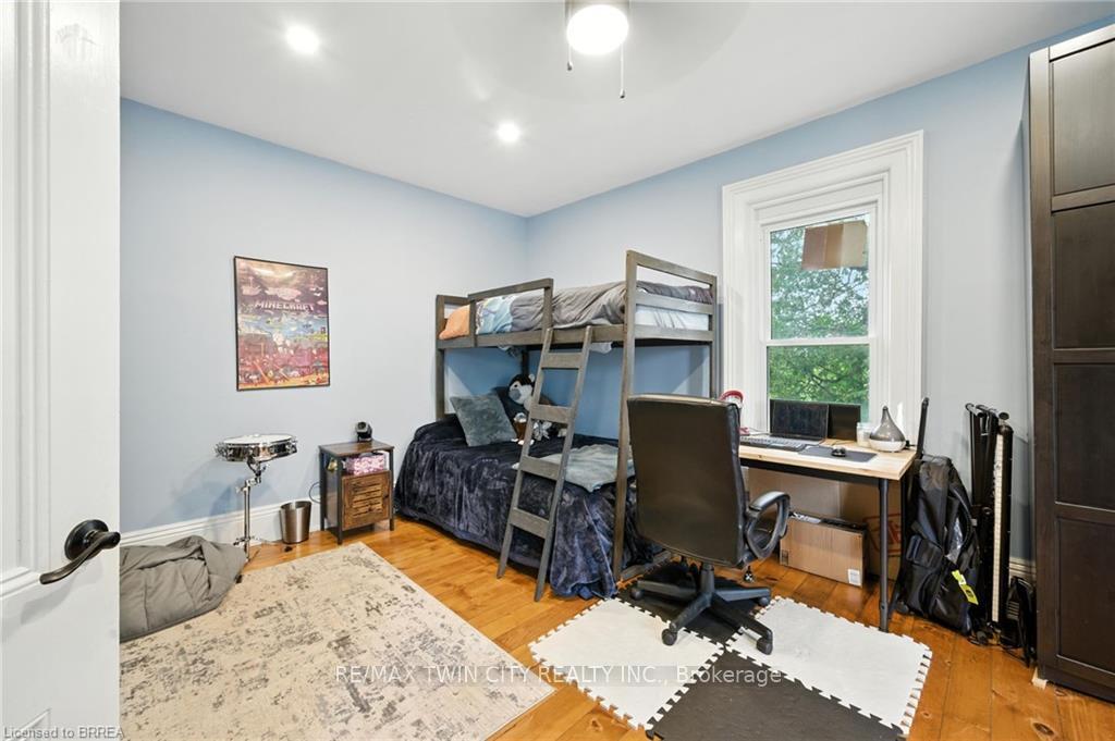 Photo 30 of 194 Bethel Road, Brant, Paris — HOMEH