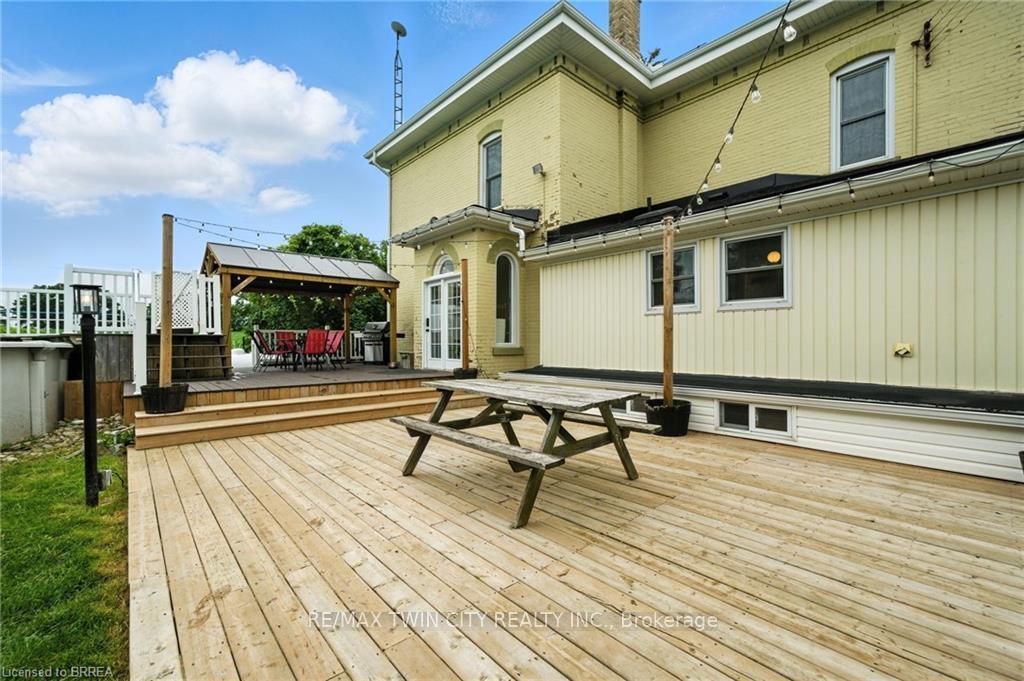 Photo 34 of 194 Bethel Road, Brant, Paris — HOMEH