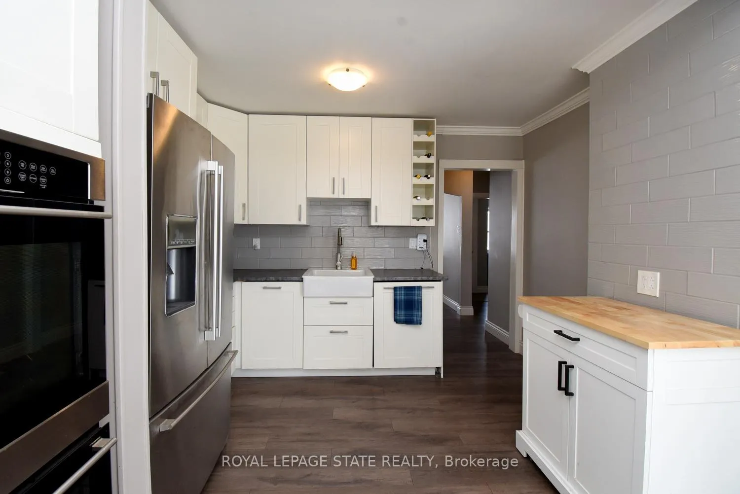 Photo 10 of 302 East 27th Street, Hamilton, Eastmount — HOMEH