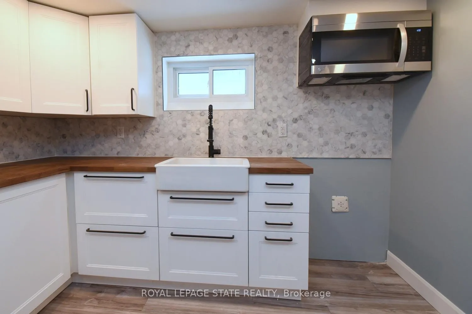 Photo 23 of 302 East 27th Street, Hamilton, Eastmount — HOMEH
