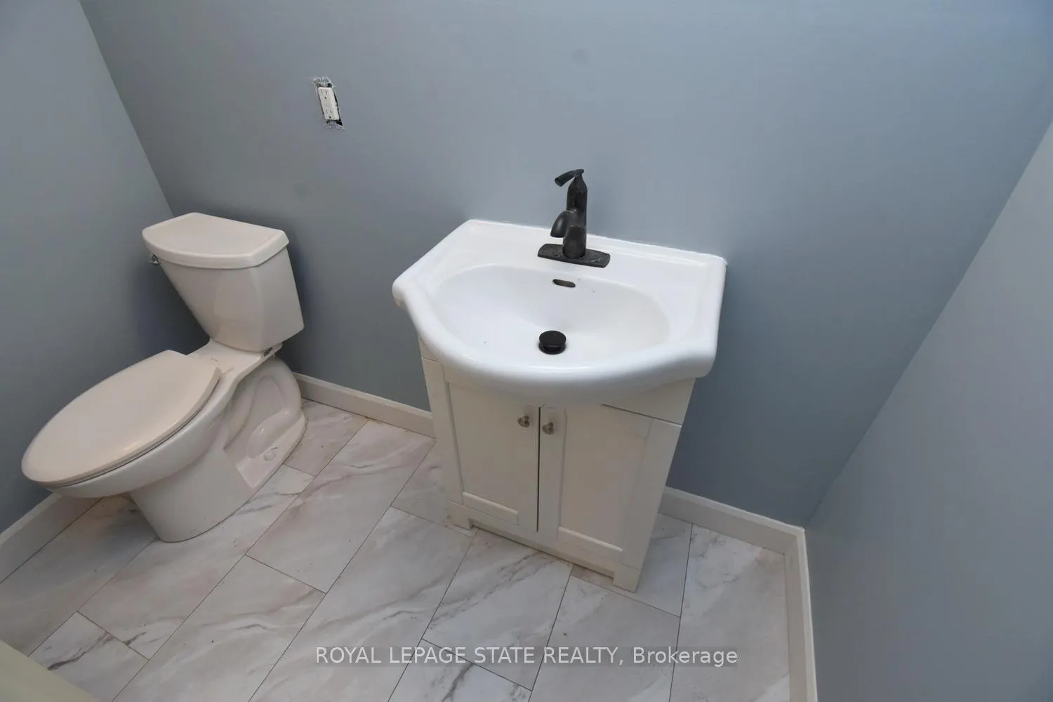 Photo 30 of 302 East 27th Street, Hamilton, Eastmount — HOMEH