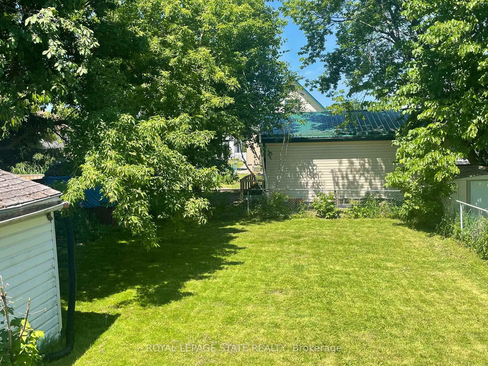 Photo 34 of 302 East 27th Street, Hamilton, Eastmount — HOMEH