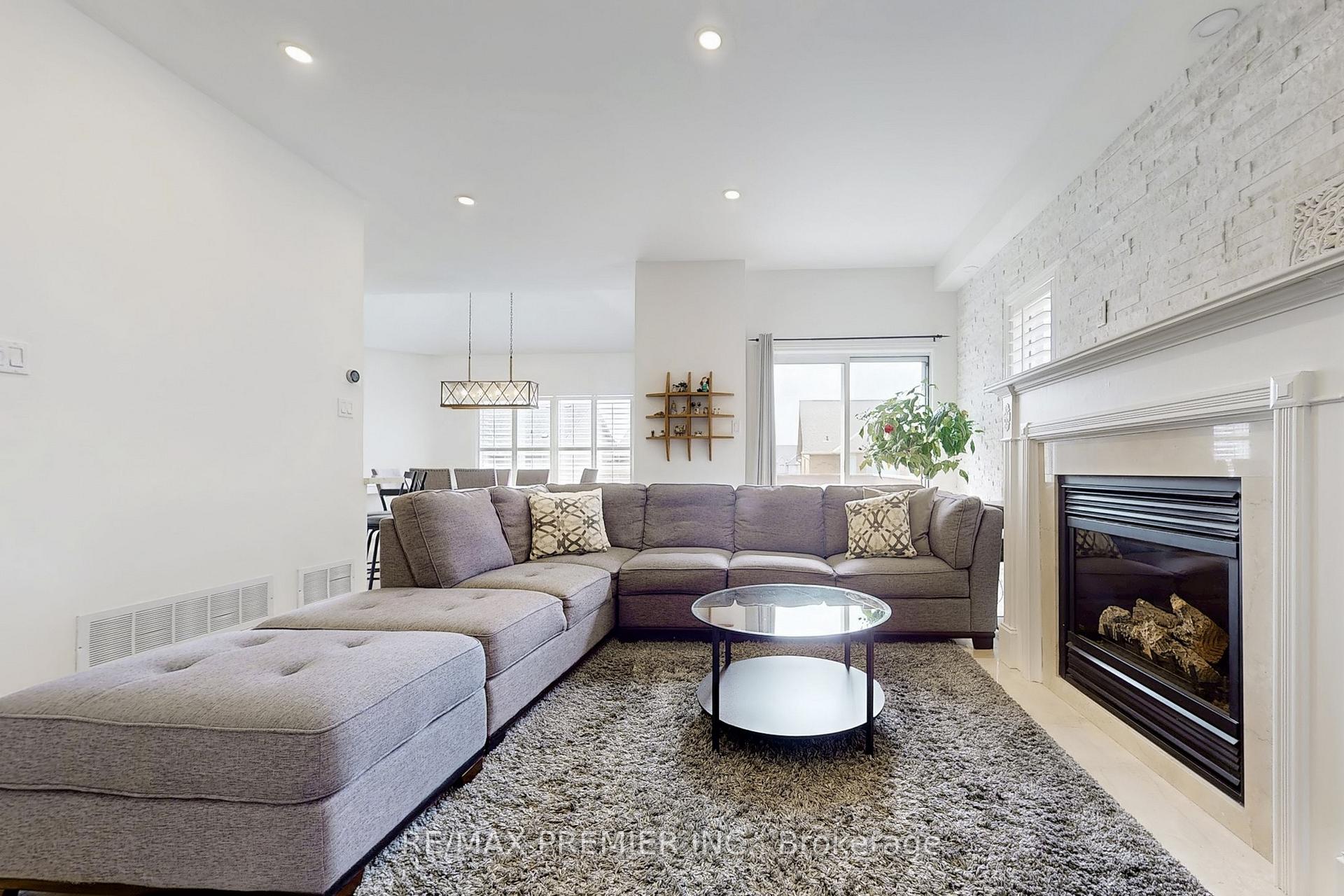 Photo 15 of 15 Gray Park Drive, Caledon, Bolton West — HOMEH