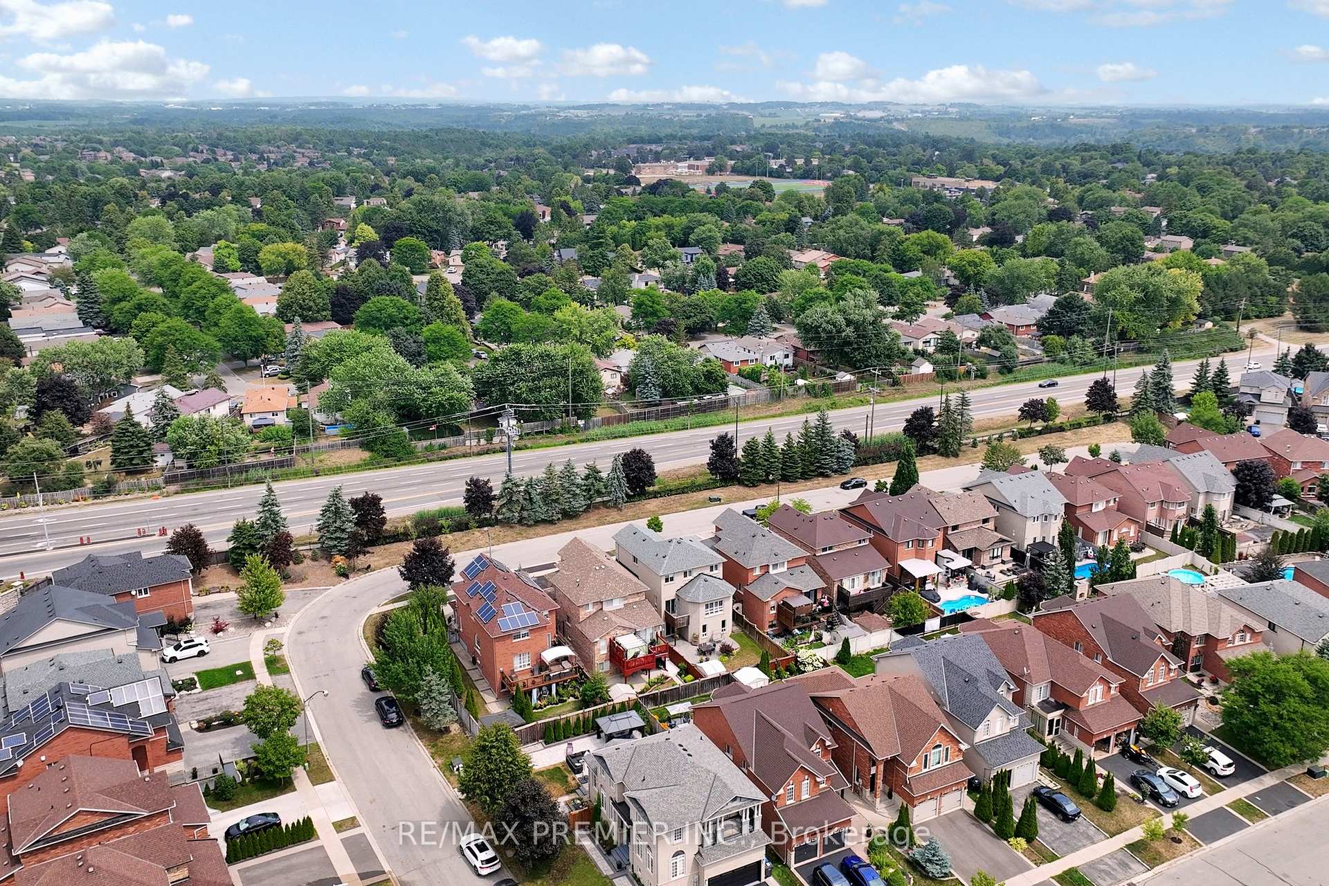 Photo 26 of 15 Gray Park Drive, Caledon, Bolton West — HOMEH