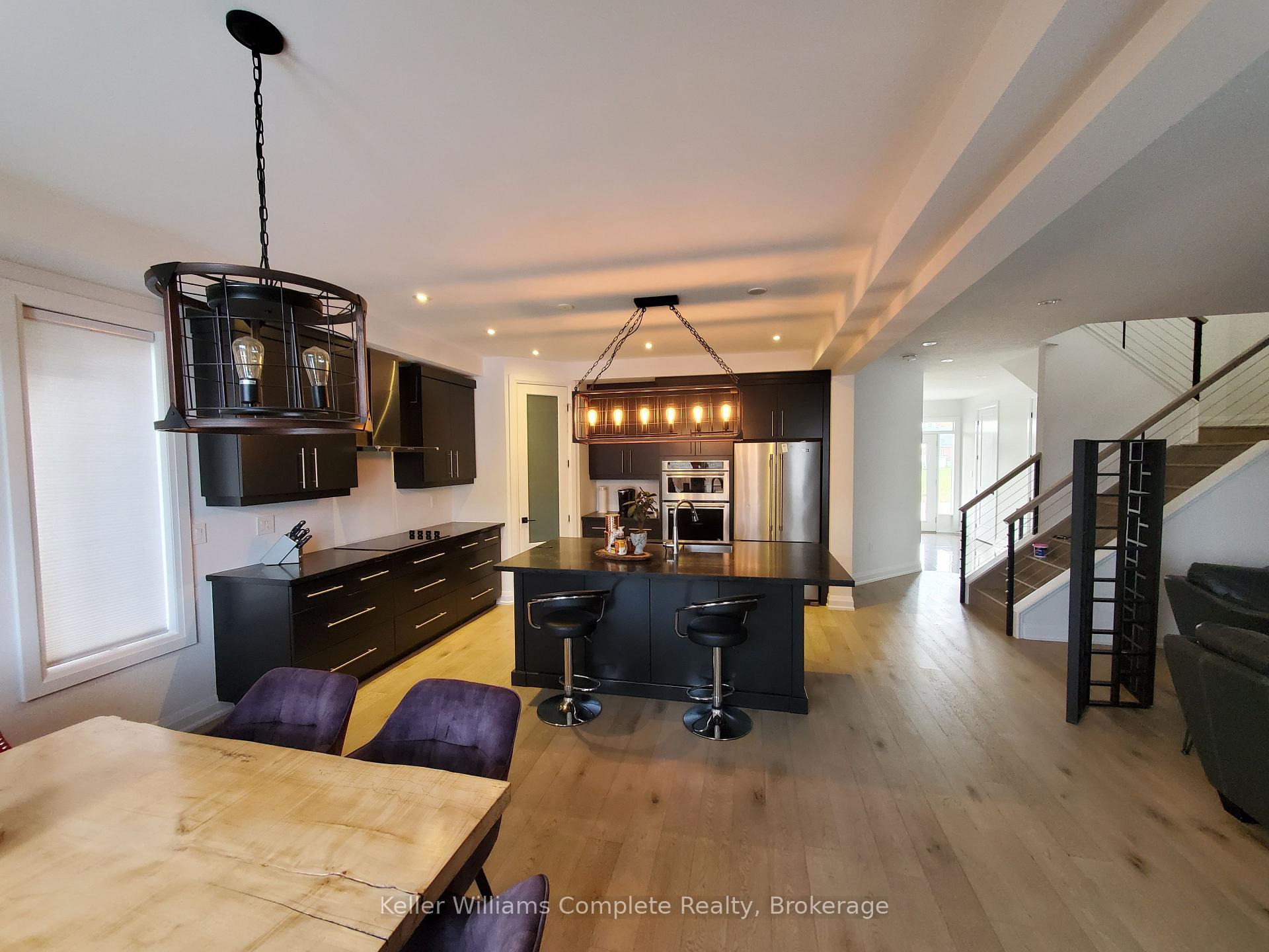 Photo 4 of 20 Columbus Gate, Hamilton, Stoney Creek Mountain — HOMEH