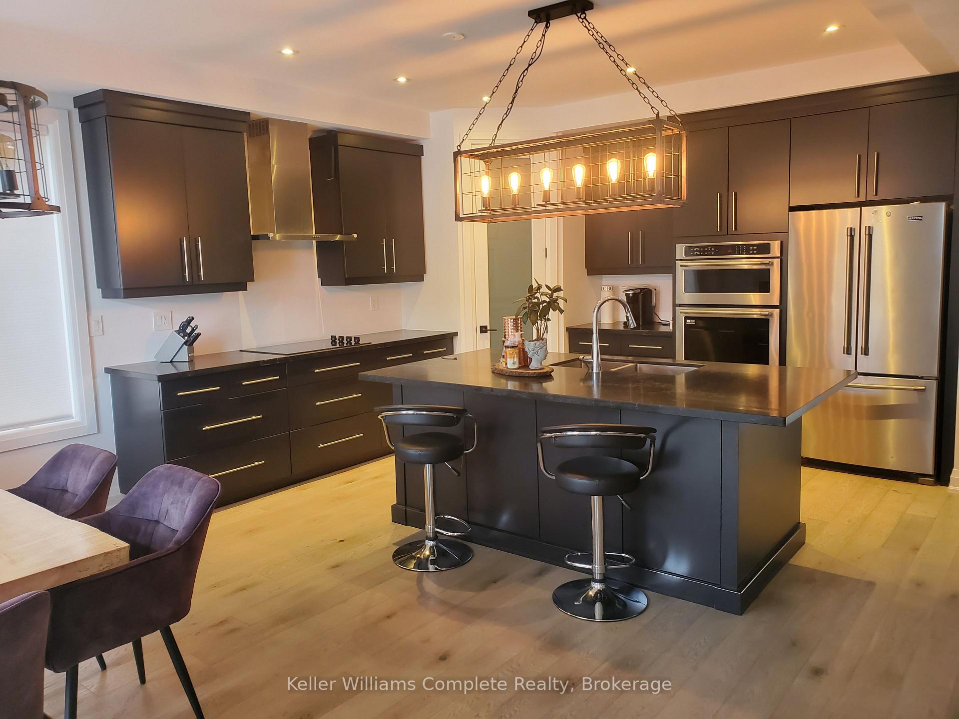 Photo 5 of 20 Columbus Gate, Hamilton, Stoney Creek Mountain — HOMEH