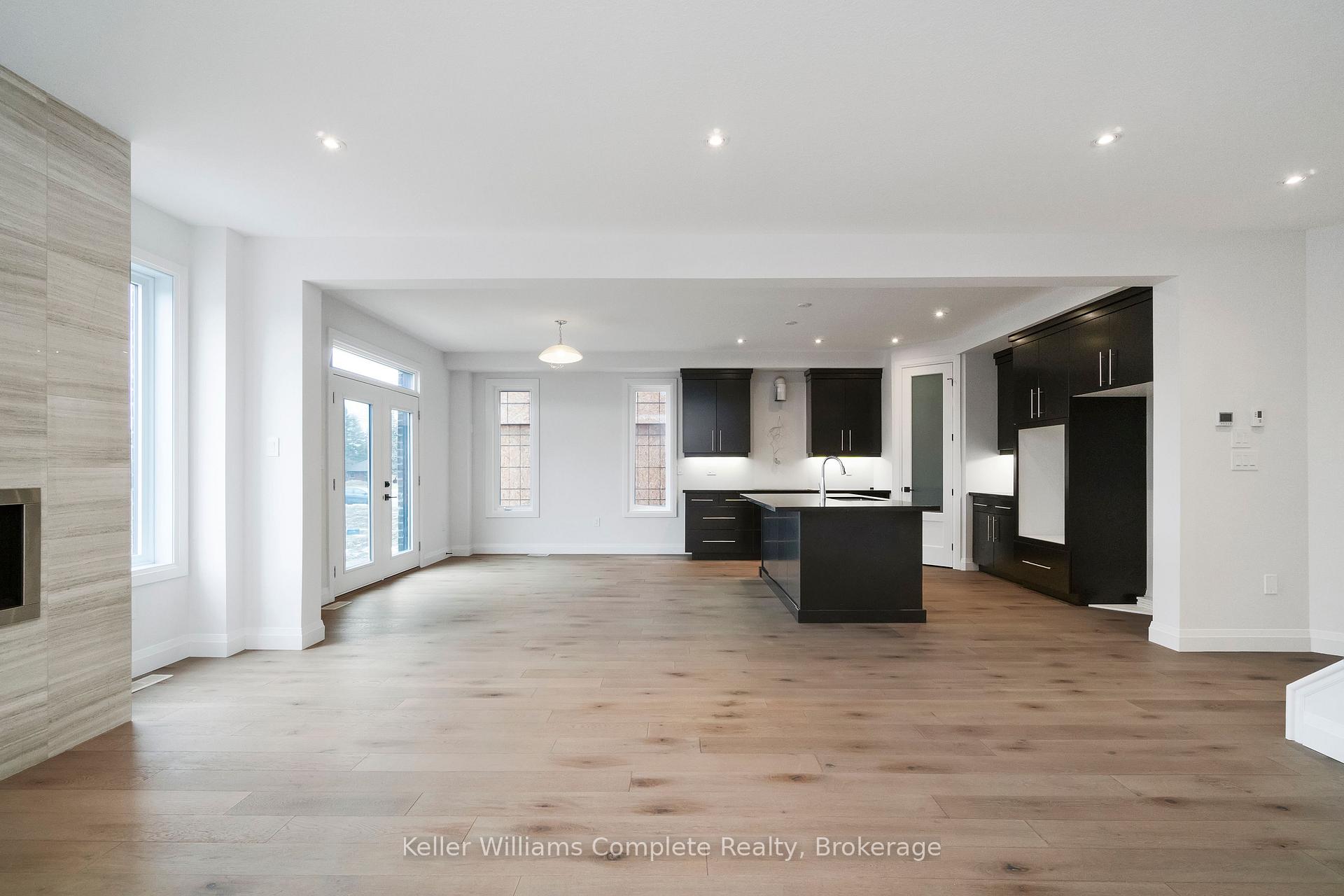 Photo 19 of 20 Columbus Gate, Hamilton, Stoney Creek Mountain — HOMEH