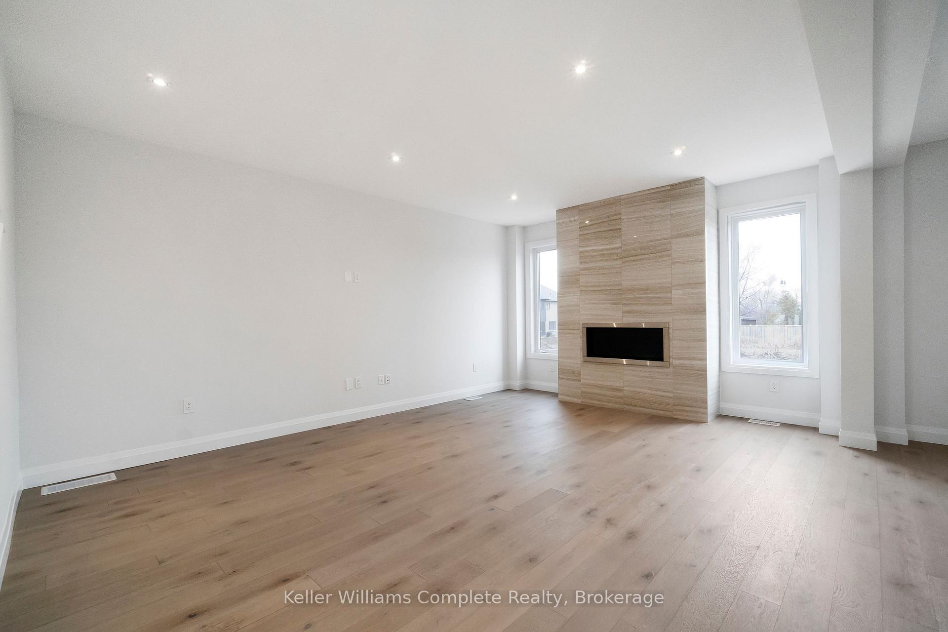 Photo 21 of 20 Columbus Gate, Hamilton, Stoney Creek Mountain — HOMEH