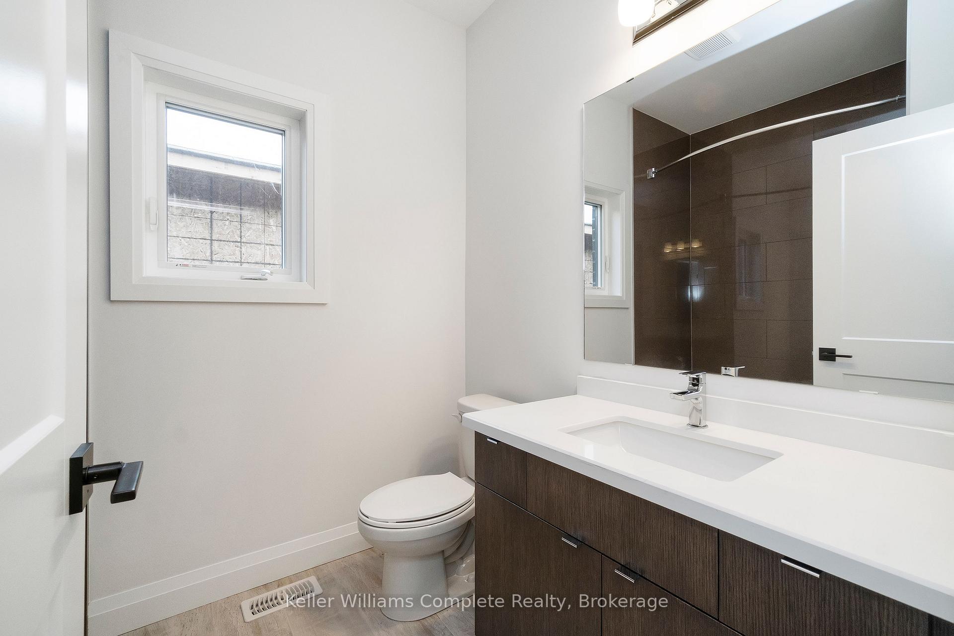Photo 35 of 20 Columbus Gate, Hamilton, Stoney Creek Mountain — HOMEH
