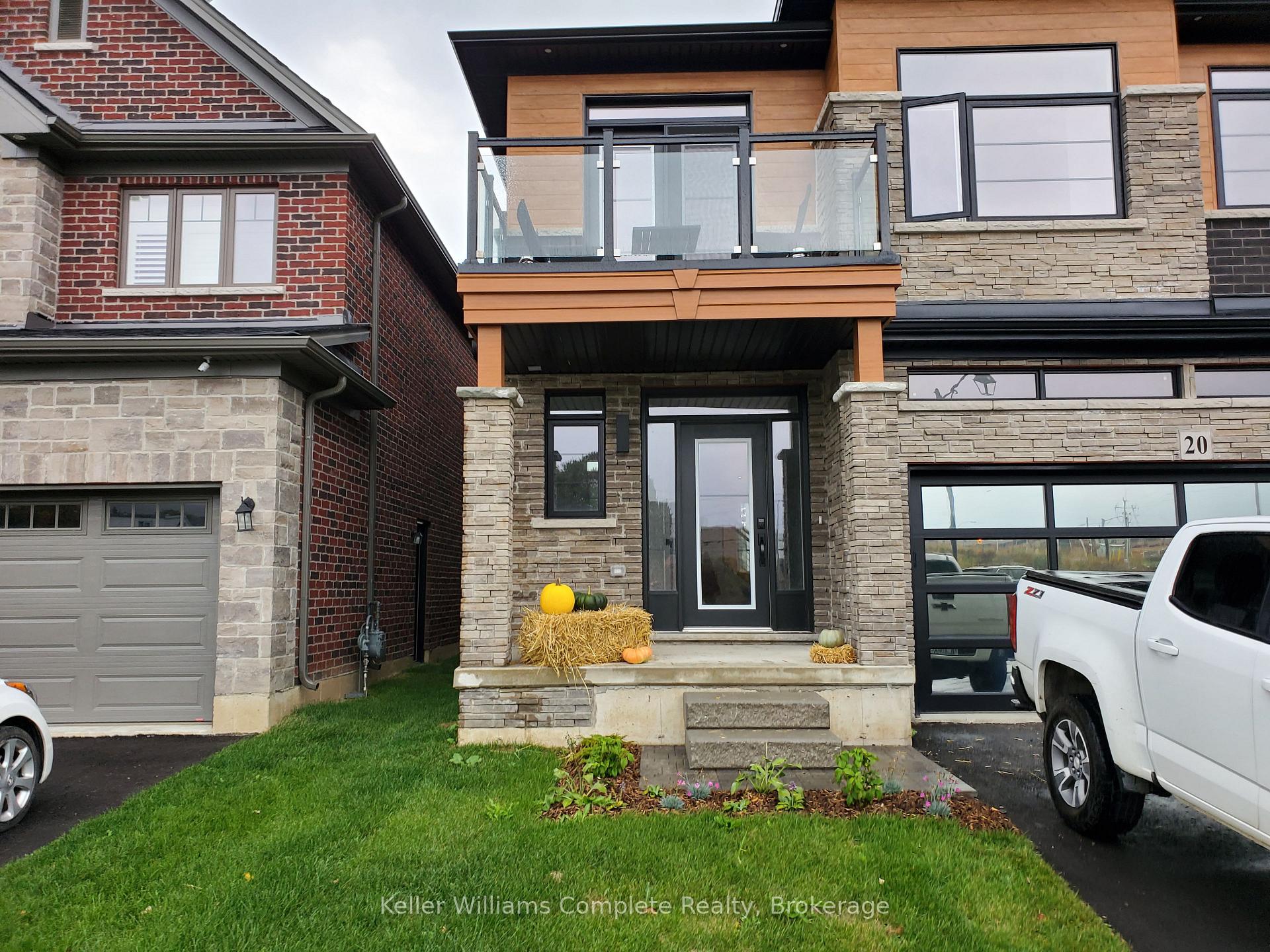 Photo 38 of 20 Columbus Gate, Hamilton, Stoney Creek Mountain — HOMEH