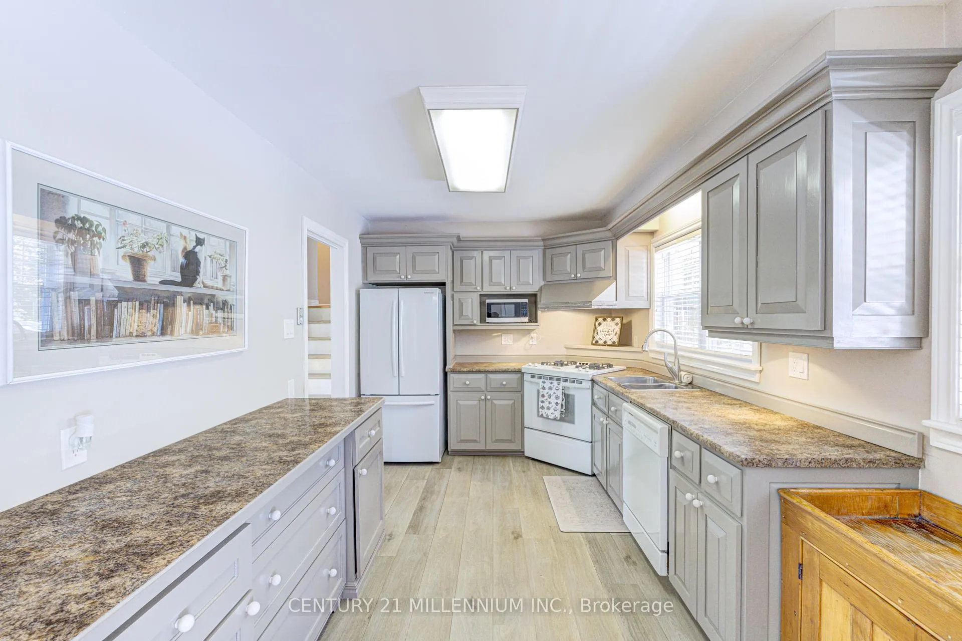 Photo 16 of 1659 Hawthorn Avenue, Caledon, Caledon Village — HOMEH