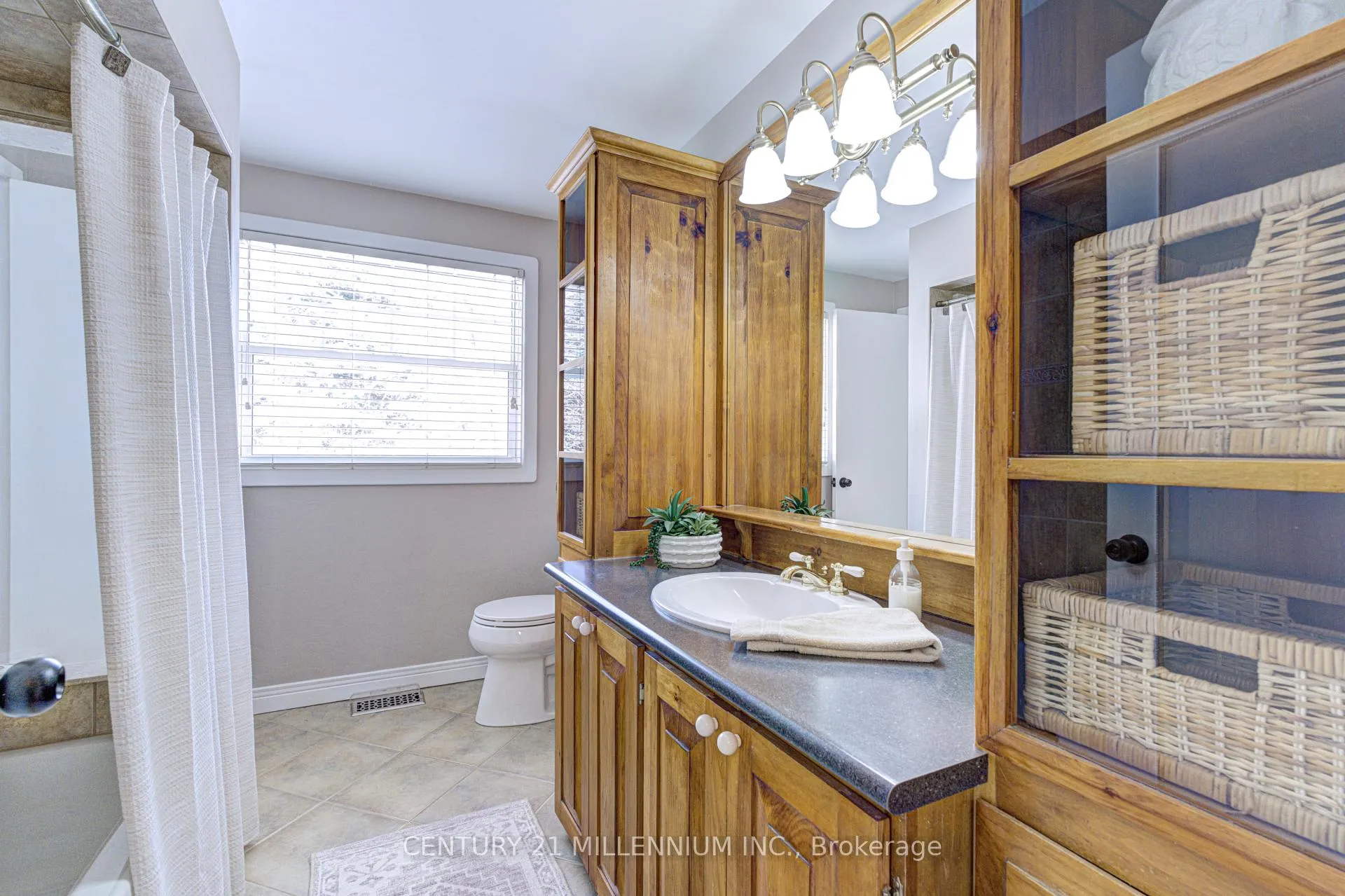 Photo 36 of 1659 Hawthorn Avenue, Caledon, Caledon Village — HOMEH