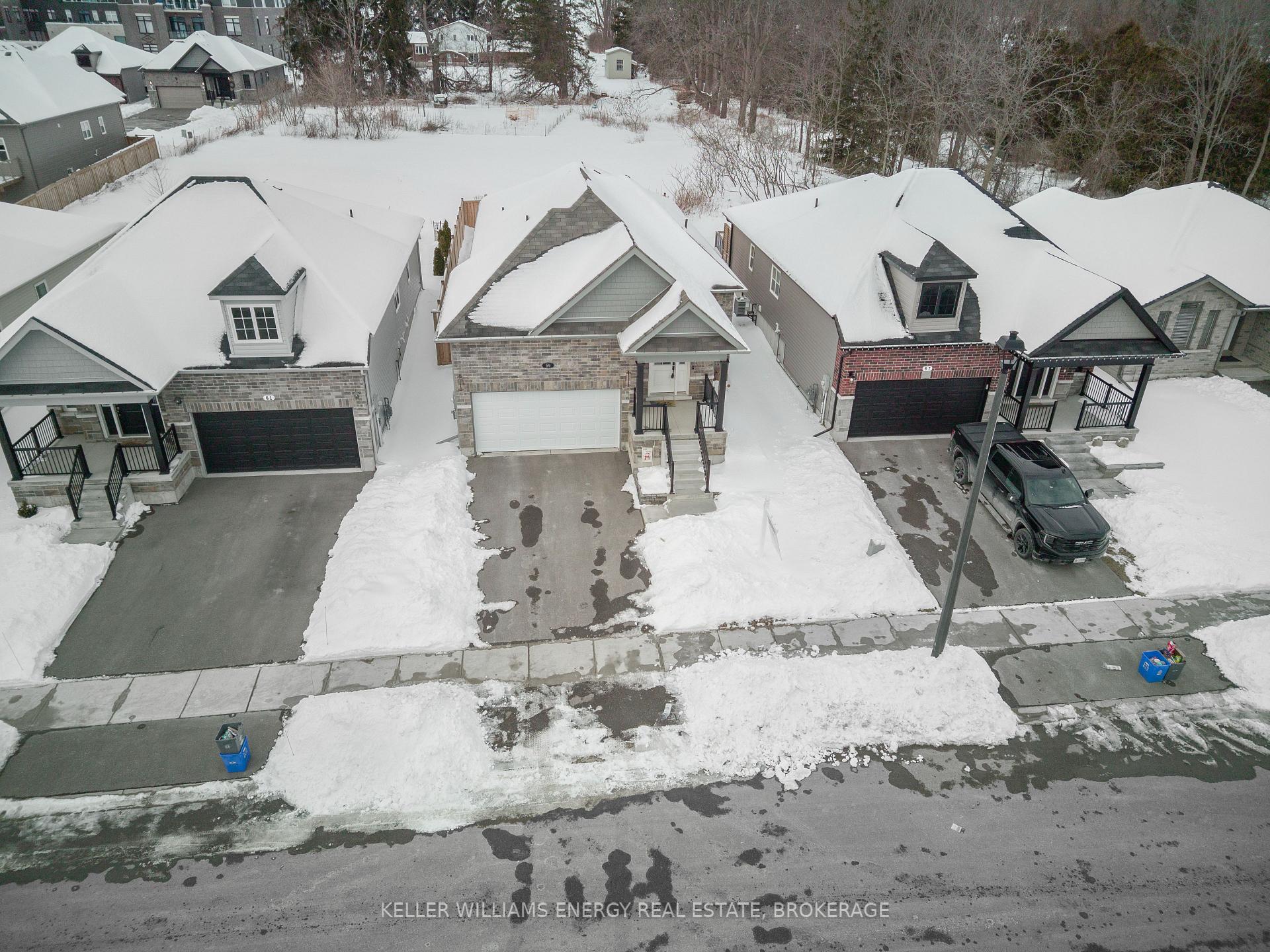 Photo 3 of 59 Cortland Way, Brighton, Rural Brighton — HOMEH