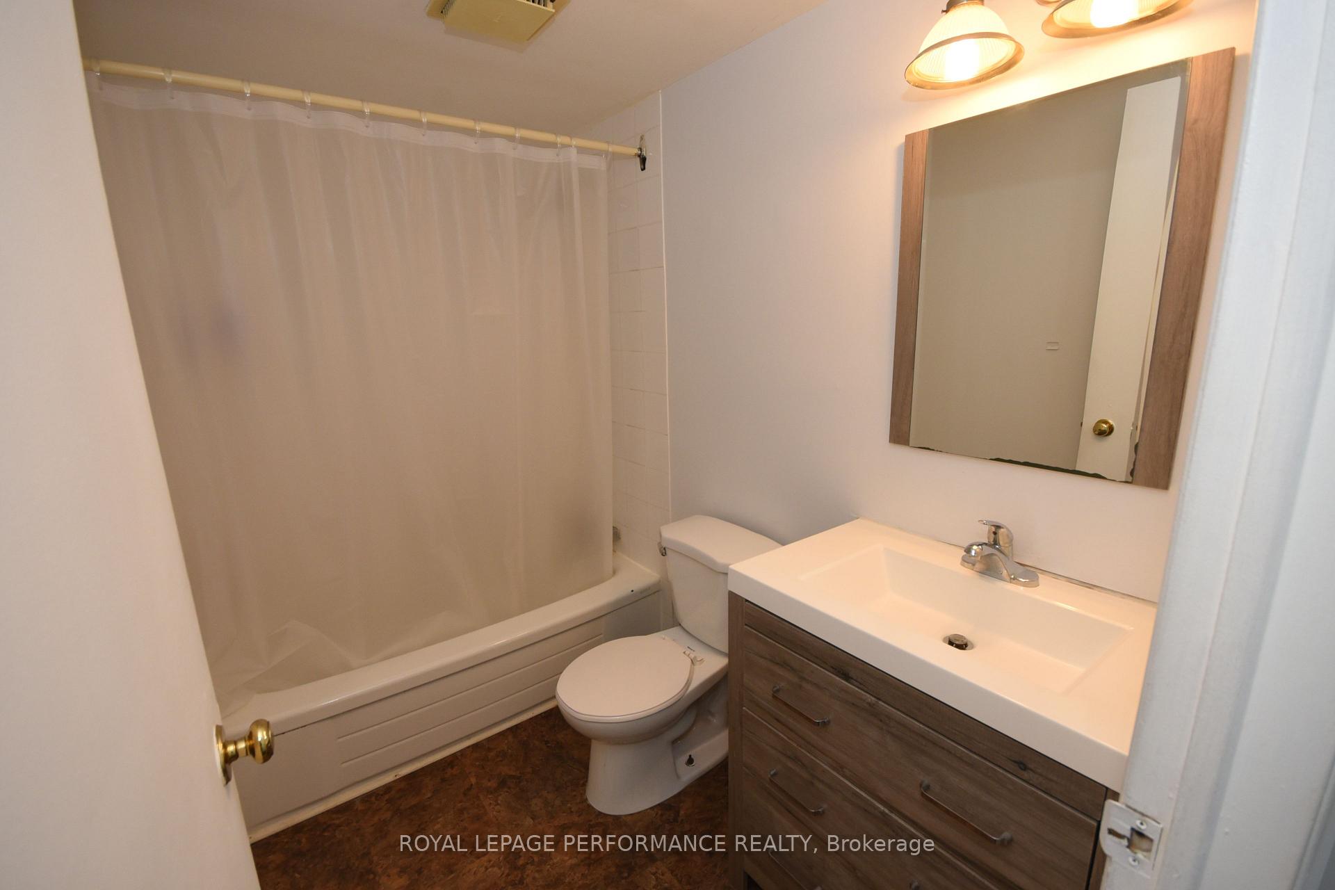 Photo 31 of Unit 204, 268 Lorry Greenberg Drive, Ottawa, Hunt Club Park/Greenboro — HOMEH