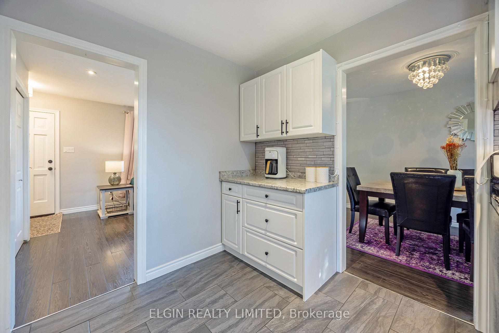 Photo 12 of 4 Johnson Place, St. Thomas — HOMEH