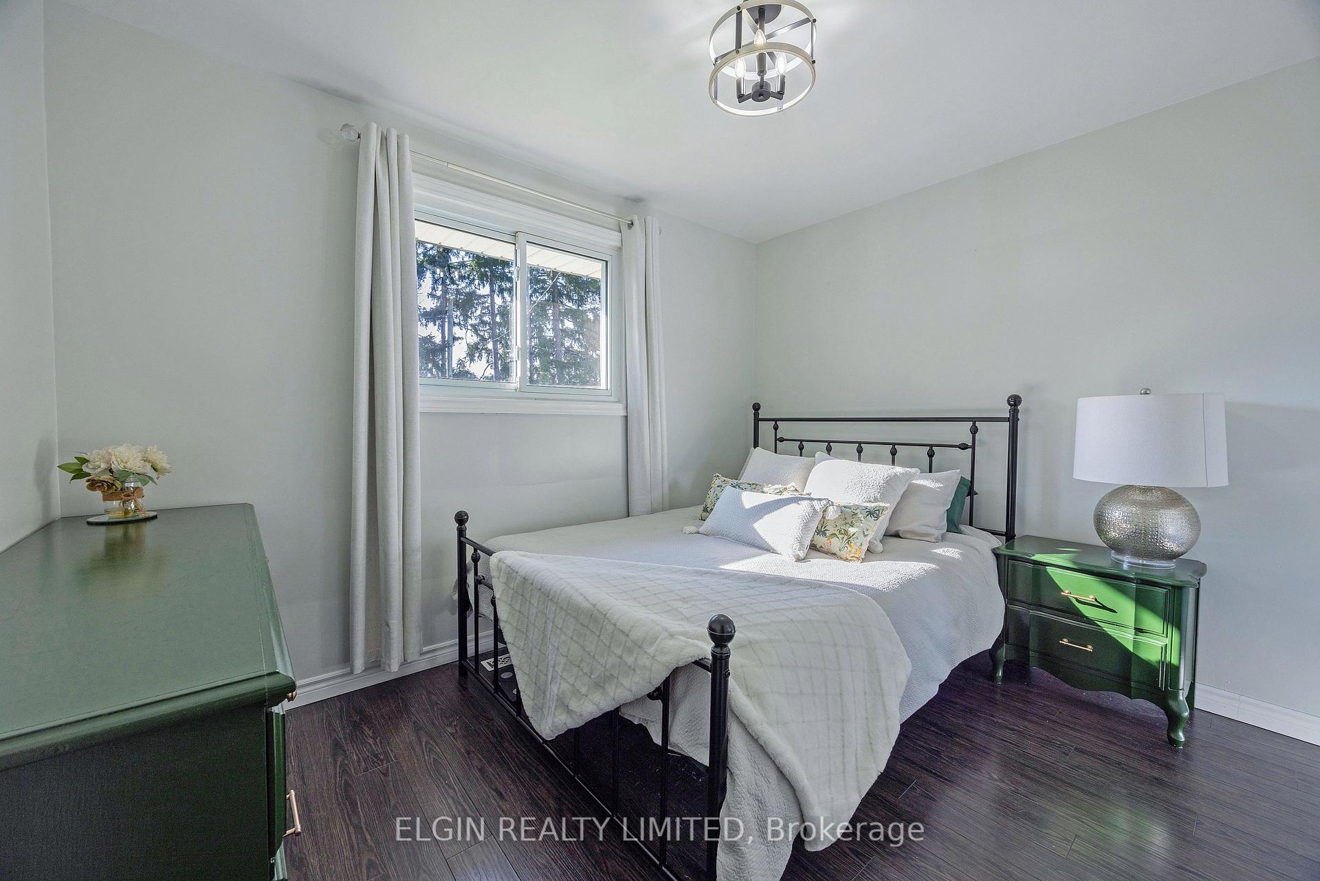 Photo 13 of 4 Johnson Place, St. Thomas — HOMEH