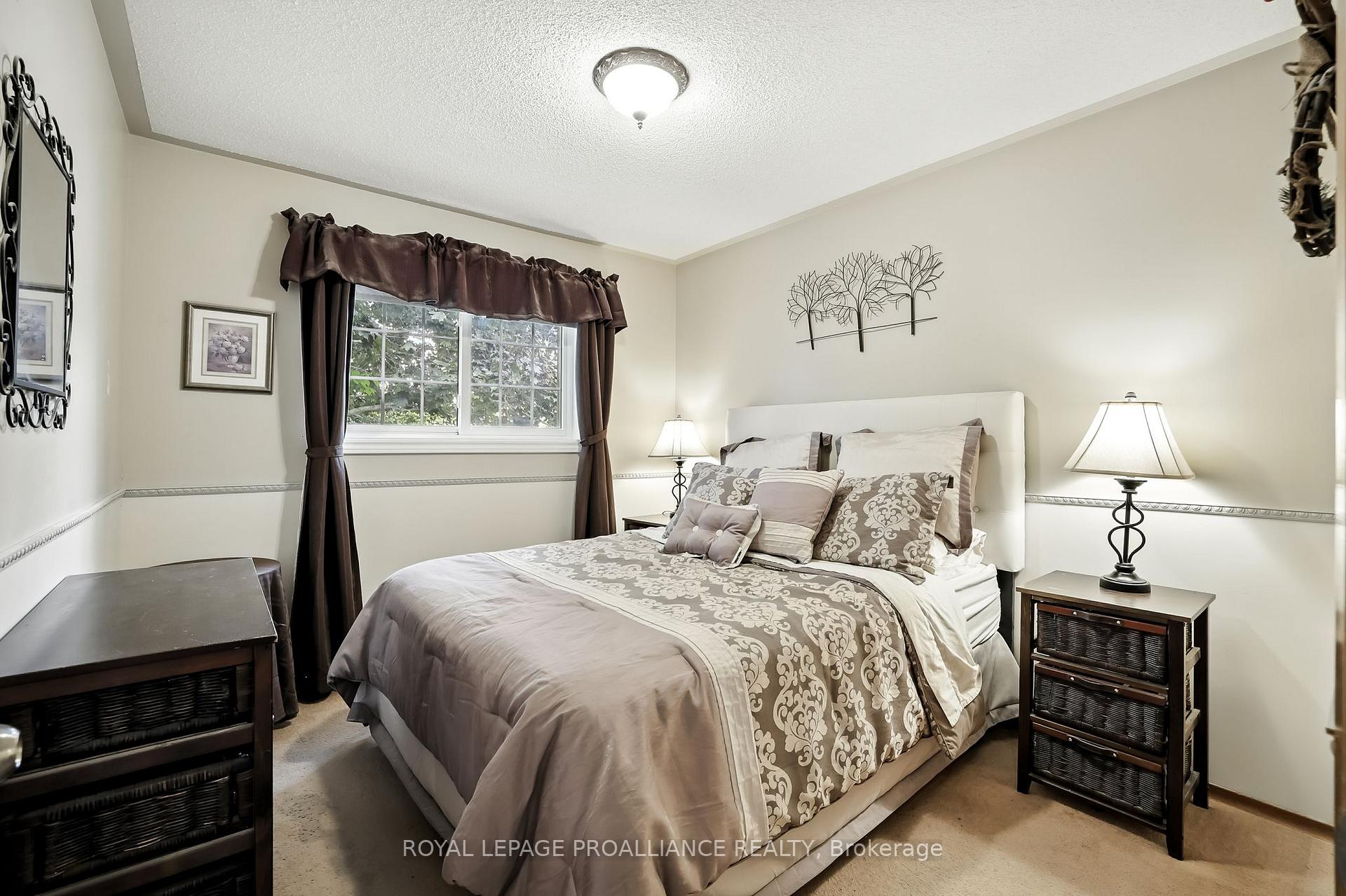 Photo 23 of 16 Durham Street N, Cramahe, Colborne — HOMEH