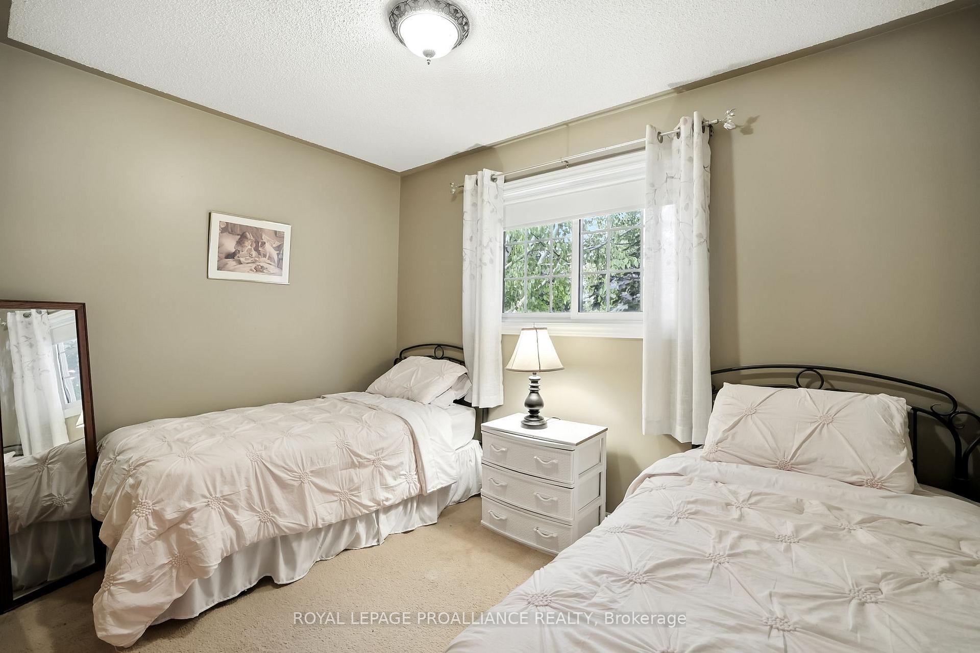 Photo 24 of 16 Durham Street N, Cramahe, Colborne — HOMEH
