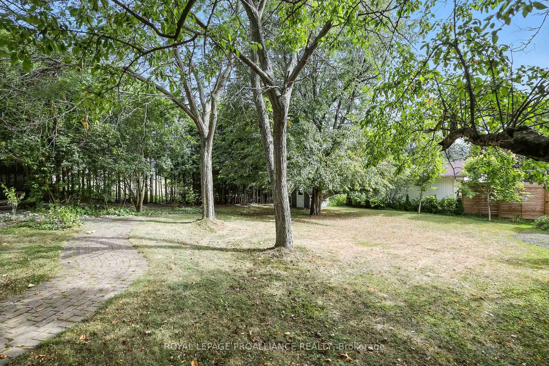 Photo 43 of 16 Durham Street N, Cramahe, Colborne — HOMEH