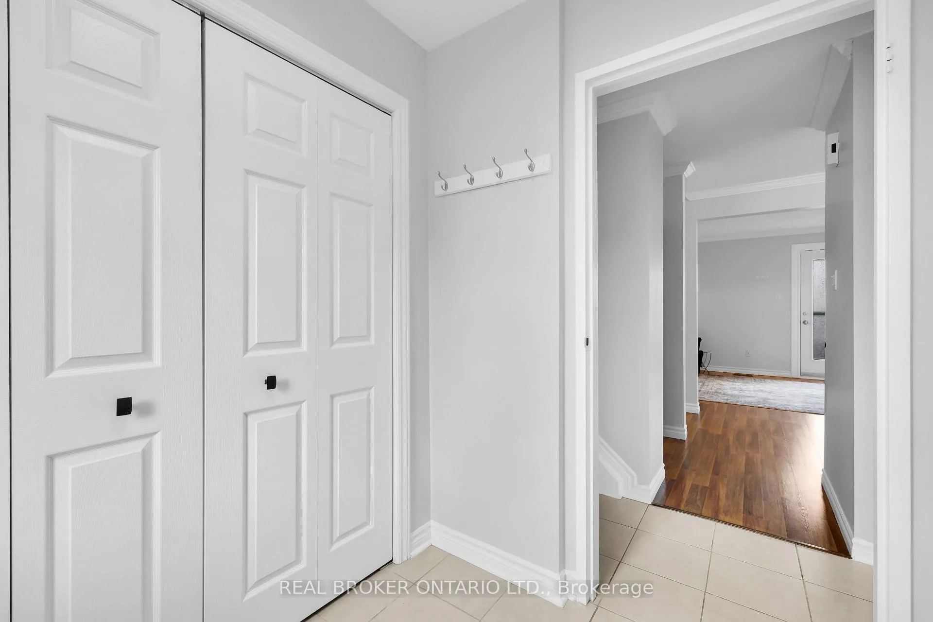 Photo 4 of 101 Mcclintock Way, Ottawa, Kanata - Katimavik — HOMEH