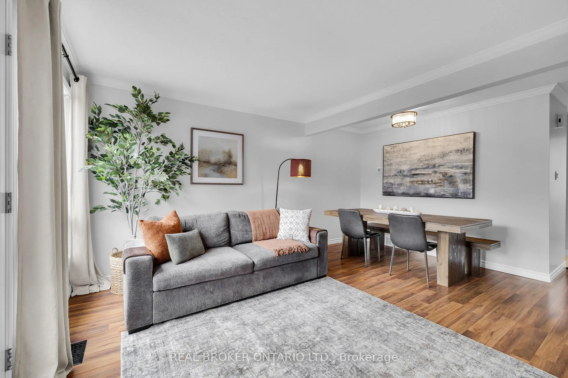 Photo 7 of 101 Mcclintock Way, Ottawa, Kanata - Katimavik — HOMEH