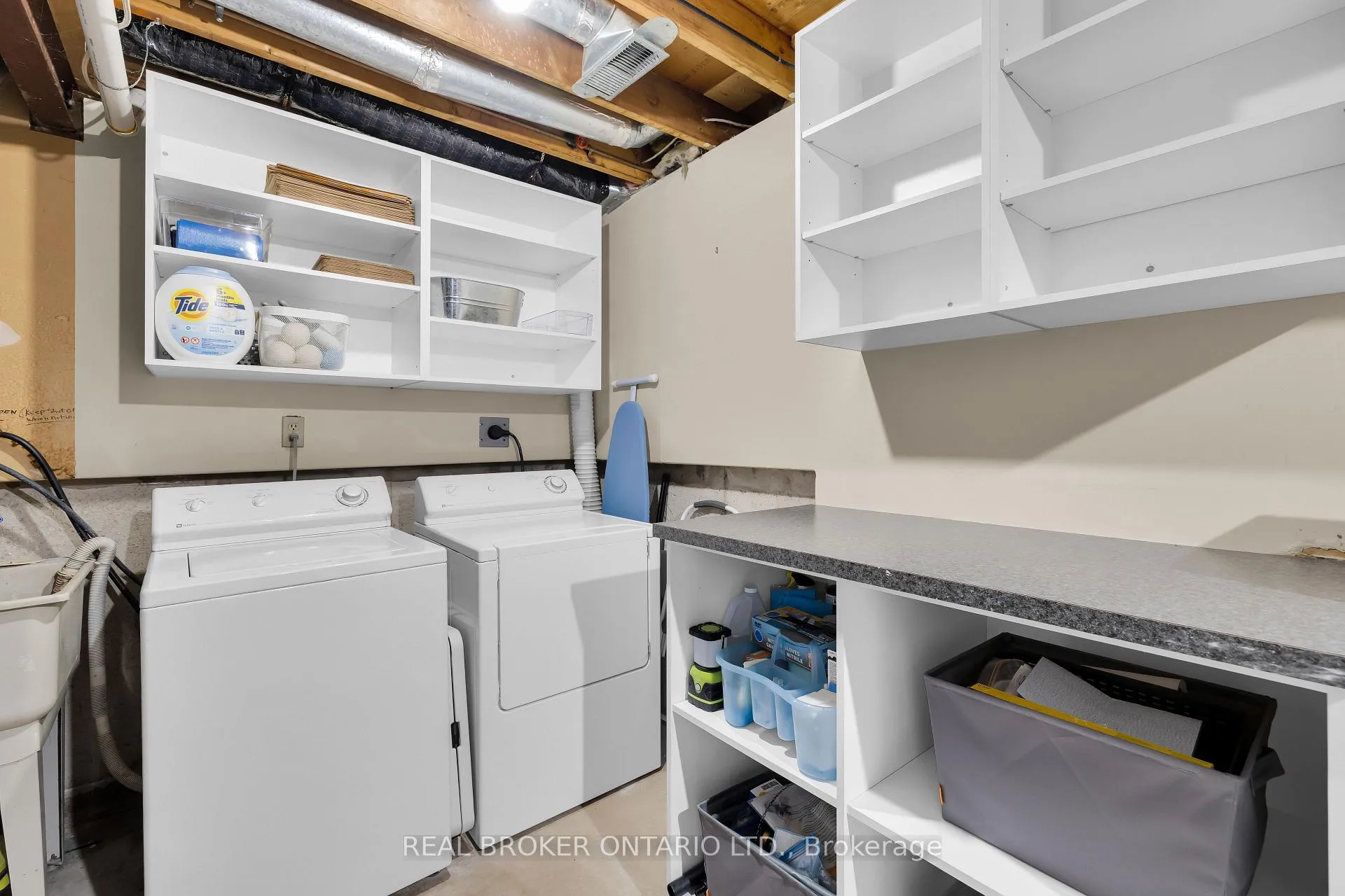 Photo 24 of 101 Mcclintock Way, Ottawa, Kanata - Katimavik — HOMEH