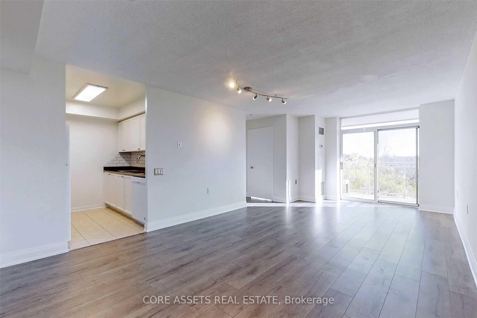 Photo 8 of Unit 501, 650 Lawrence Avenue W, Toronto, Englemount-Lawrence — HOMEH