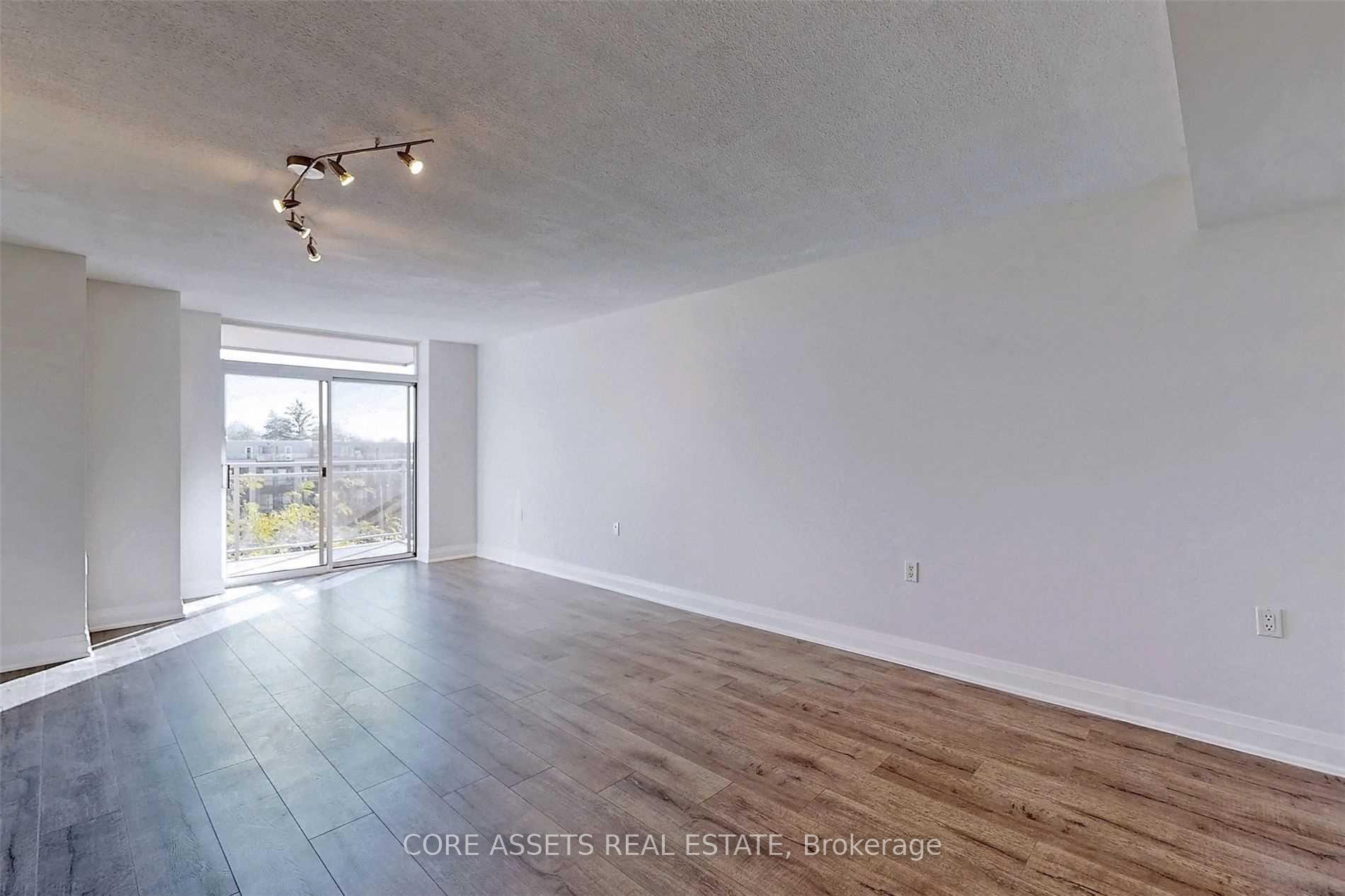 Photo 4 of Unit 501, 650 Lawrence Avenue W, Toronto, Englemount-Lawrence — HOMEH