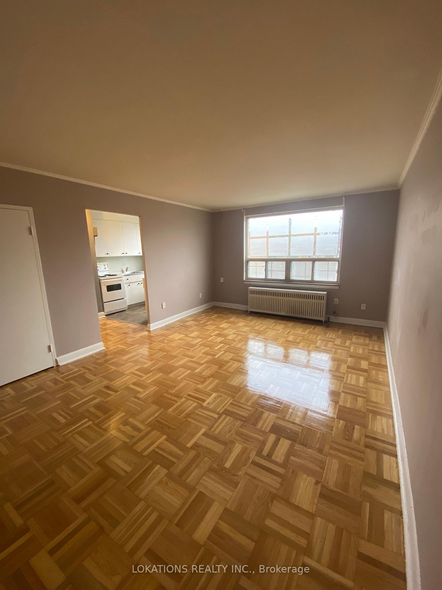 Photo 2 of Unit 306, 2135 Avenue Road, Toronto, Bedford Park-Nortown — HOMEH