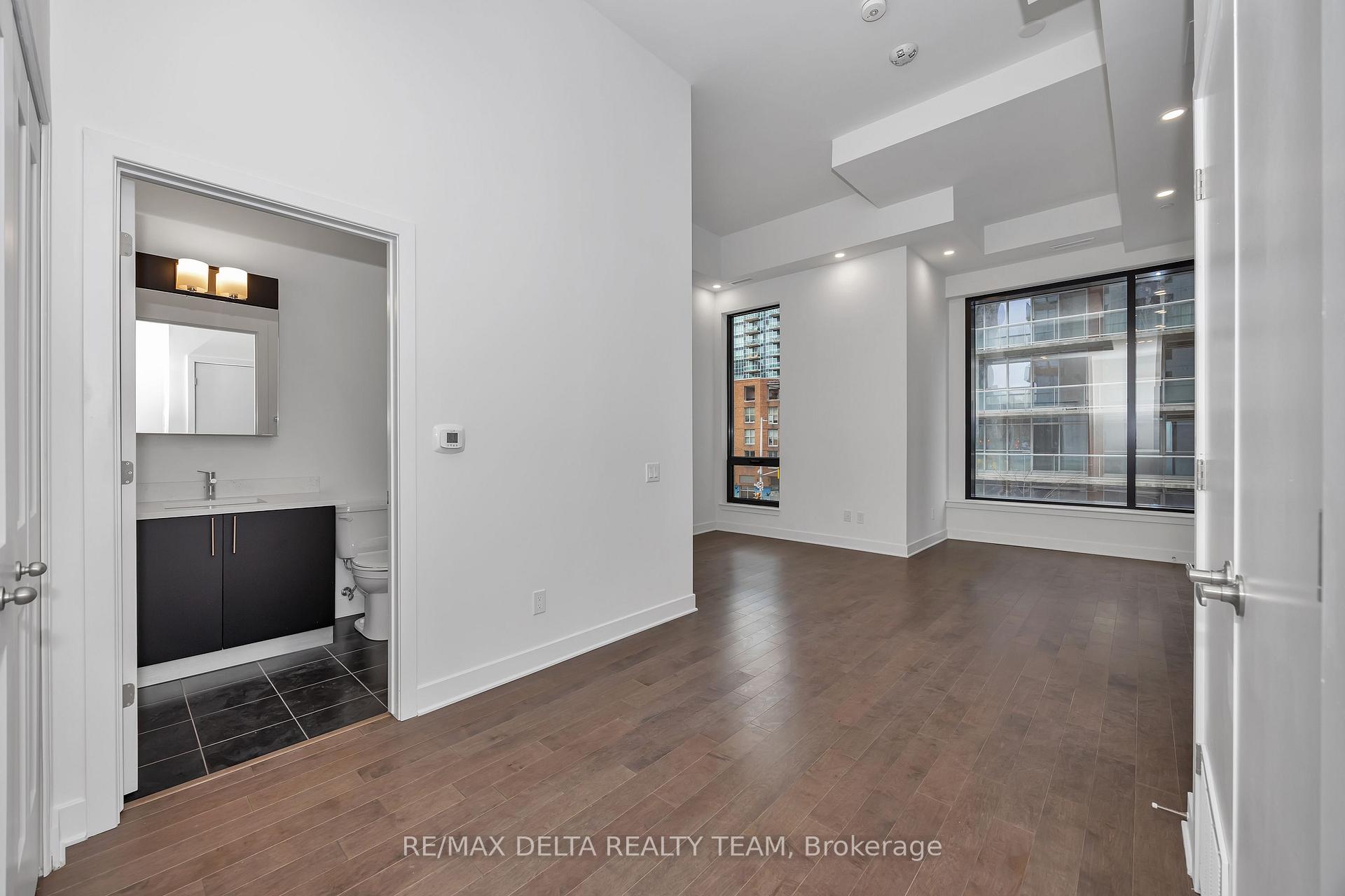 Photo 7 of Unit 203, 180 George Street, Ottawa, Lower Town/Byward Market — HOMEH