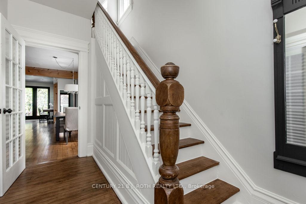 Photo 6 of 56 Holgate Street, Barrie, Allandale — HOMEH