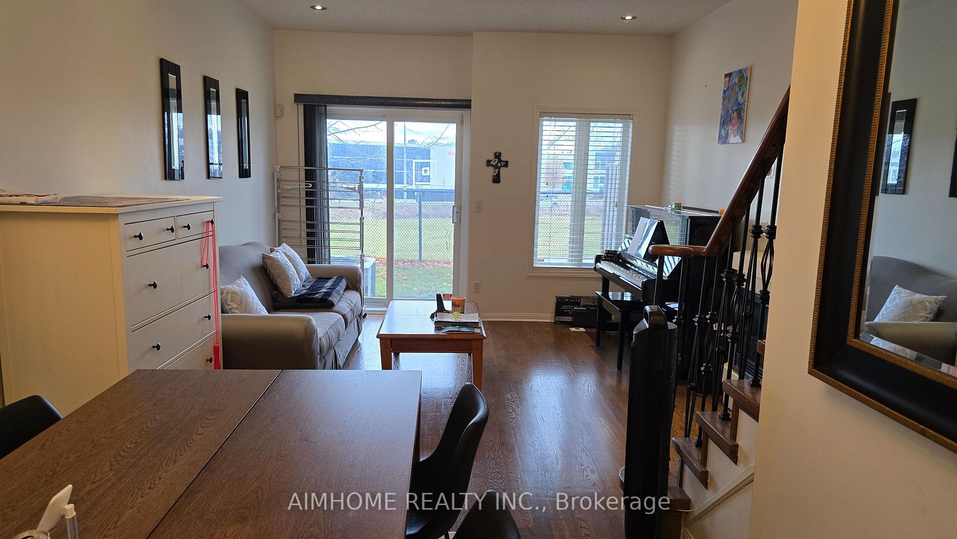 Photo 2 of Unit 6, 2 St Moritz Way, Markham, Unionville — HOMEH
