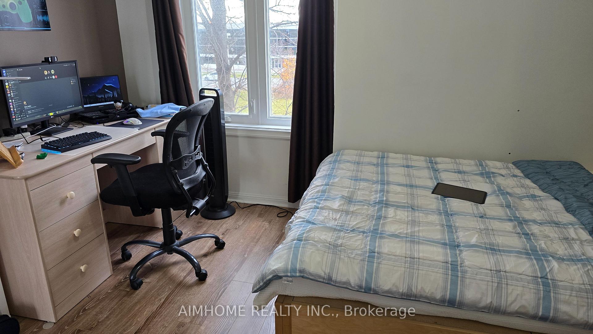 Photo 7 of Unit 6, 2 St Moritz Way, Markham, Unionville — HOMEH