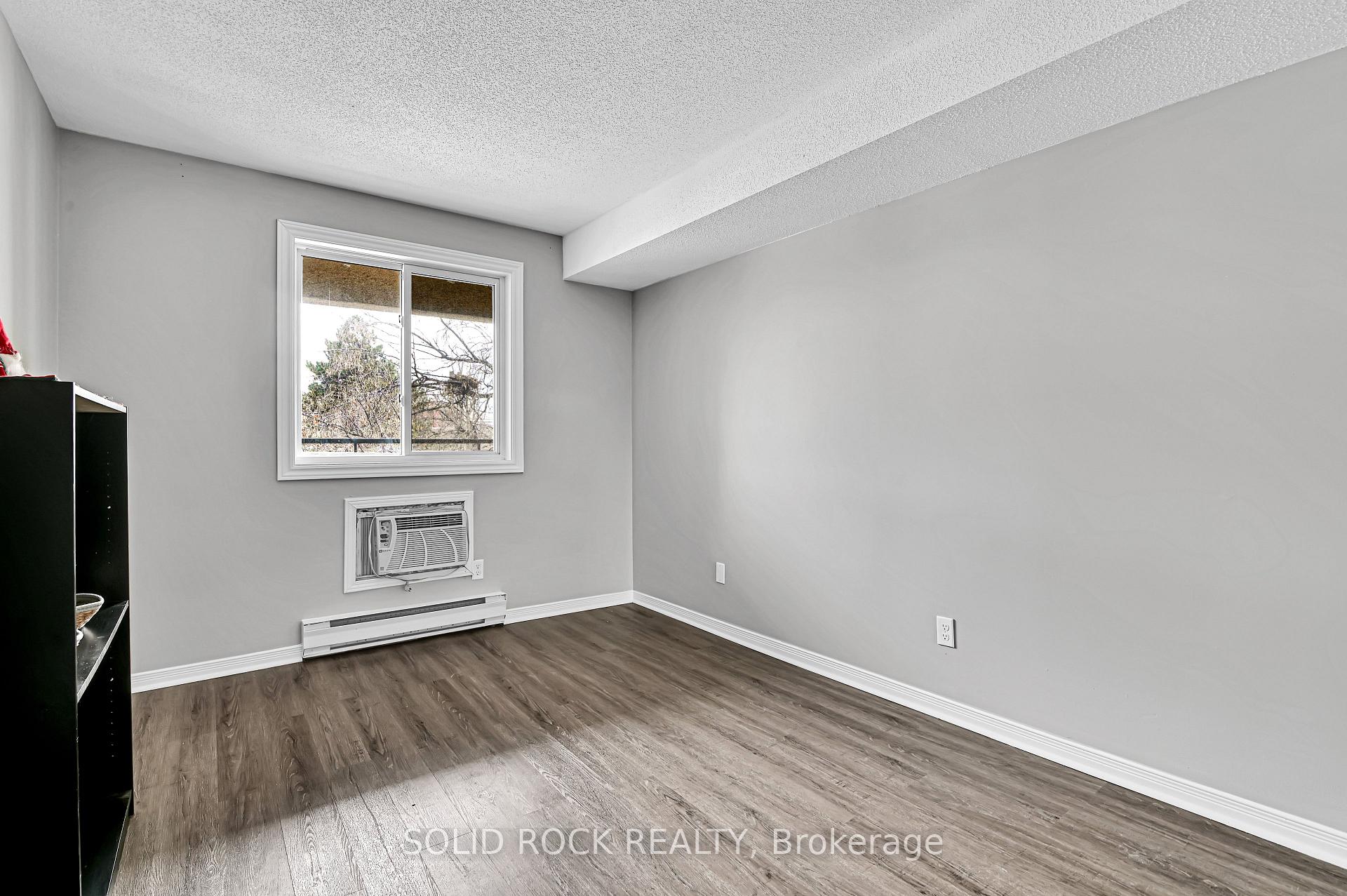 Photo 19 of Unit 203, 1490 Heron Road, Ottawa, Heron Gate — HOMEH