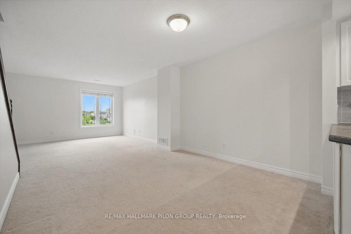 Photo 8 of 635 Lakeridge Drive, Ottawa, Avalon East — HOMEH