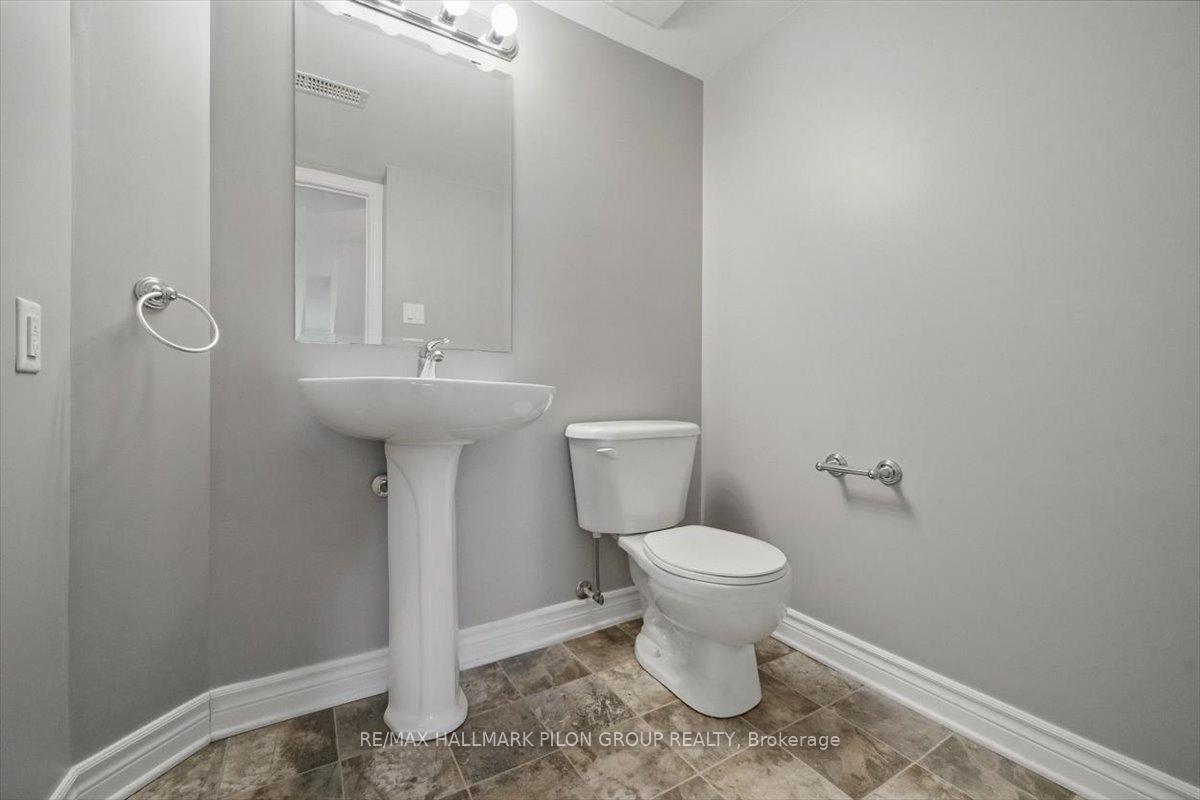 Photo 10 of 635 Lakeridge Drive, Ottawa, Avalon East — HOMEH