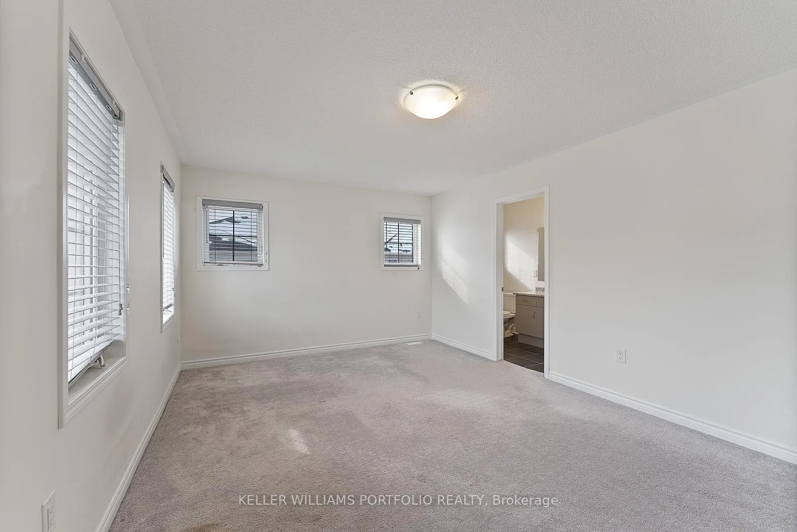 Photo 21 of 92 Callandar Road, Brampton, Northwest Brampton — HOMEH
