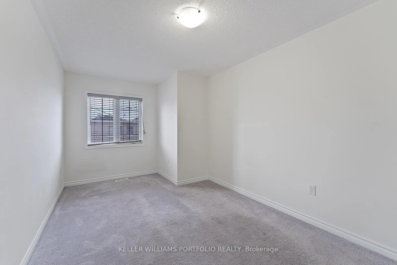 Photo 33 of 92 Callandar Road, Brampton, Northwest Brampton — HOMEH