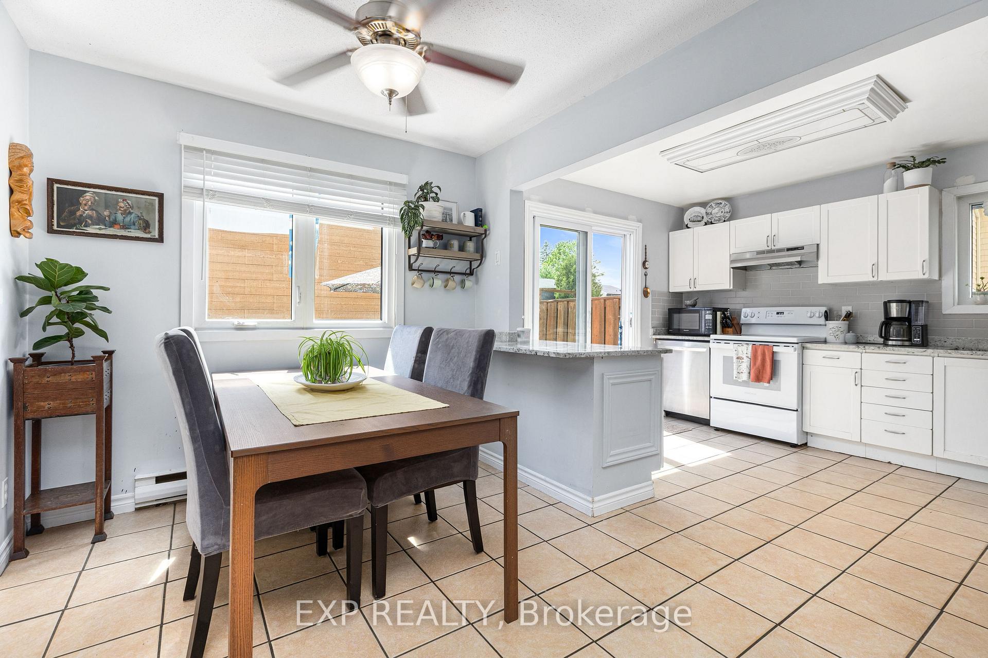 Photo 7 of Unit 94, 215 Petrie Lane, Ottawa, Kanata - Beaverbrook — HOMEH