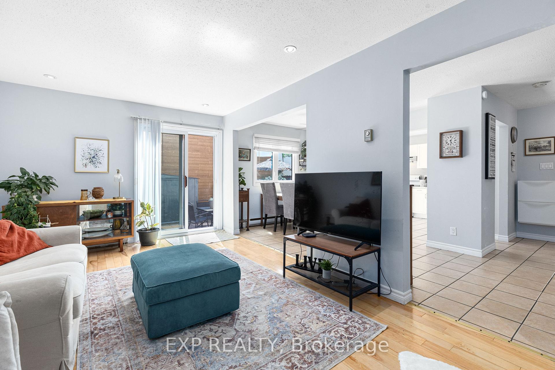Photo 15 of Unit 94, 215 Petrie Lane, Ottawa, Kanata - Beaverbrook — HOMEH