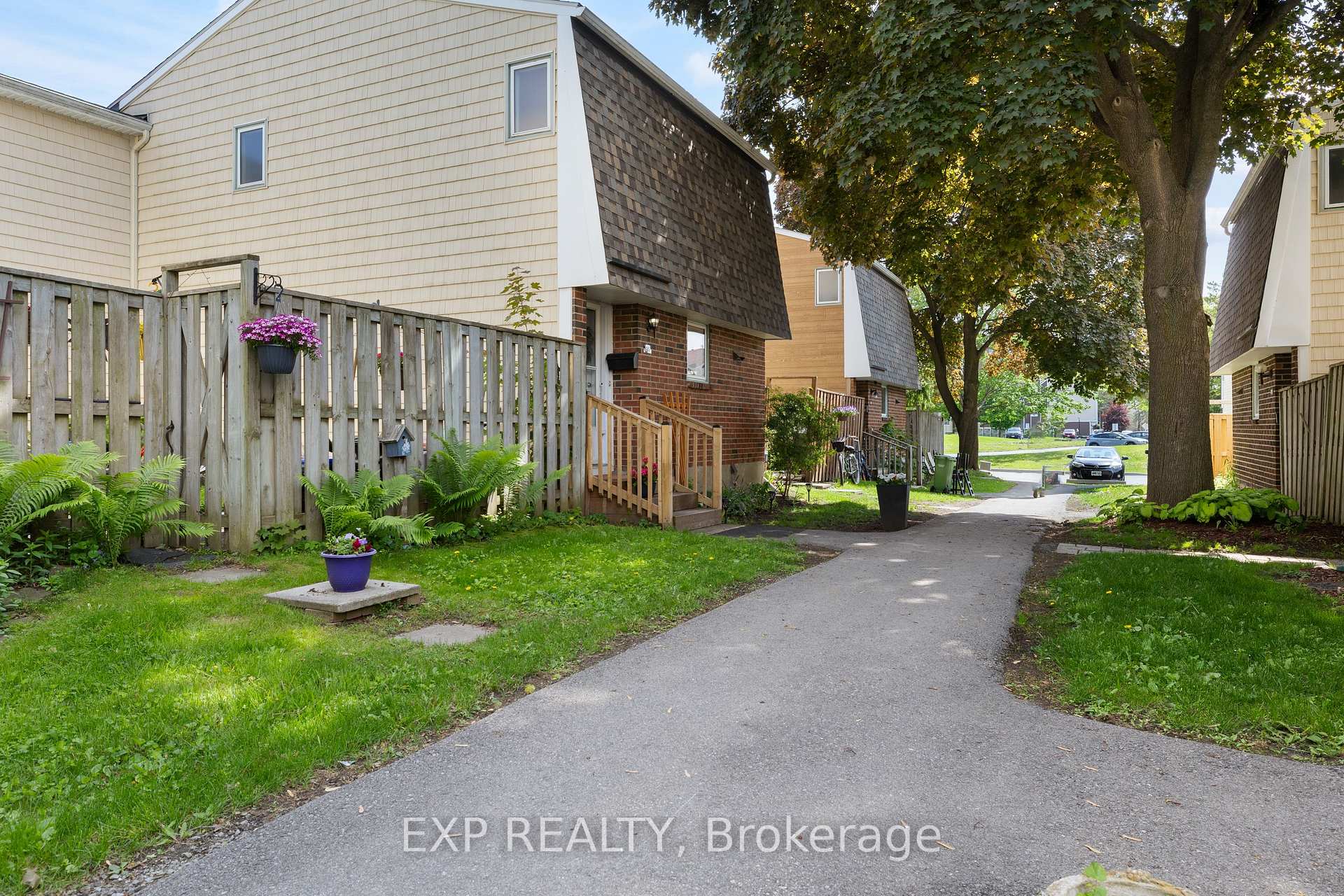 Photo 33 of Unit 94, 215 Petrie Lane, Ottawa, Kanata - Beaverbrook — HOMEH