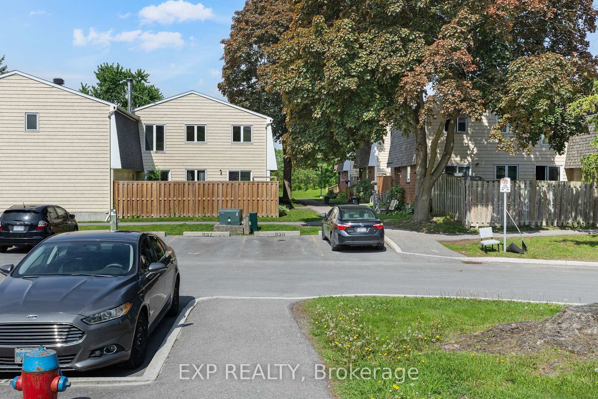 Photo 34 of Unit 94, 215 Petrie Lane, Ottawa, Kanata - Beaverbrook — HOMEH