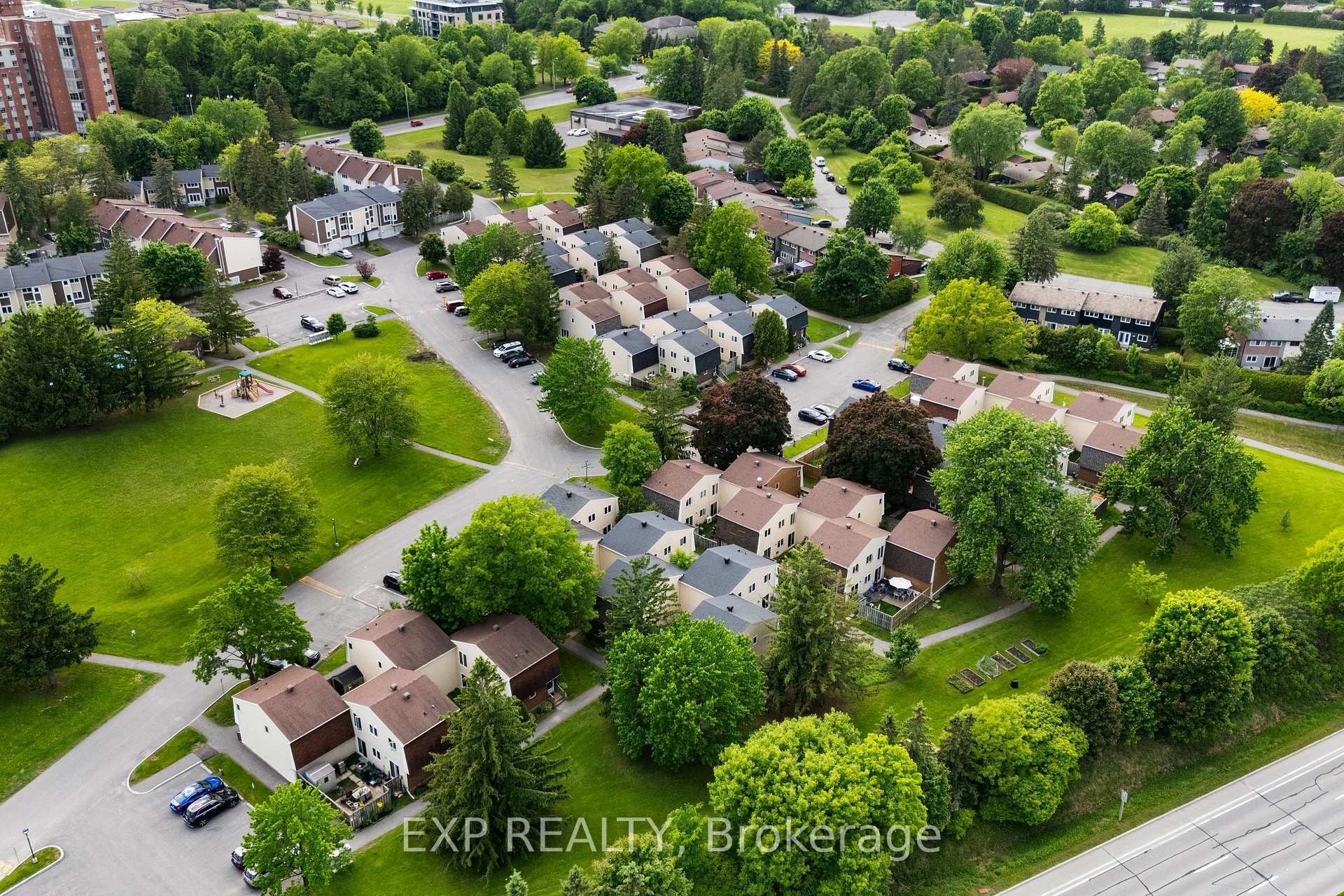 Photo 46 of Unit 94, 215 Petrie Lane, Ottawa, Kanata - Beaverbrook — HOMEH